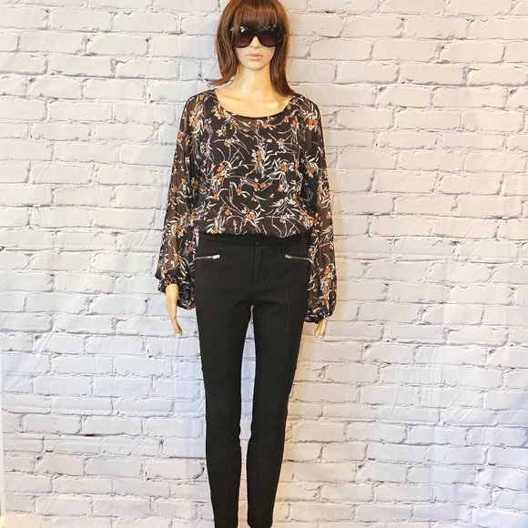 RW&Co. floral print cropped balloon sleeve sheer blouse - Picture 5 of 14